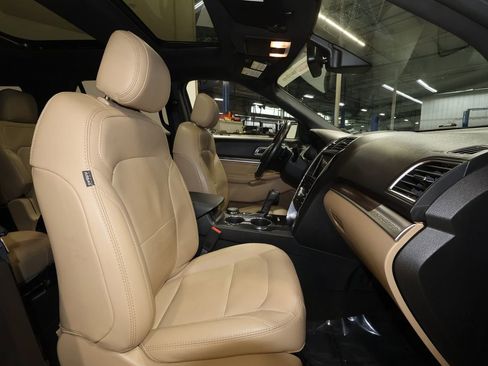 Used 2017 Ford Explorer Limited w/ Equipment Group 301A image 19