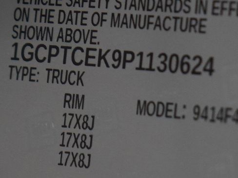 Used 2023 Chevrolet Colorado LT w/ LT Convenience Package II image 27