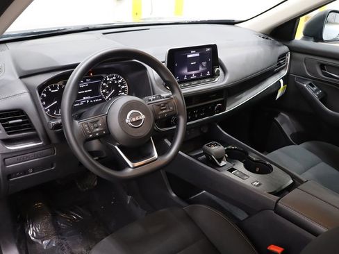 Used 2024 Nissan Rogue S image 20