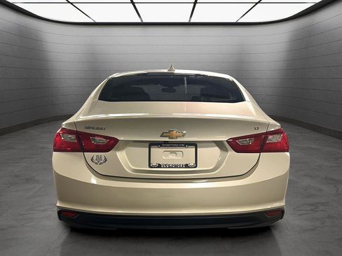 Used 2016 Chevrolet Malibu LT image 4