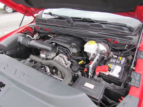 Used 2019 RAM 1500 Laramie image 24