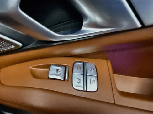 Used 2022 BMW X7 M50i AWD/4WD image 31