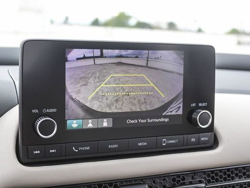 Used 2023 Honda HR-V LX image 24