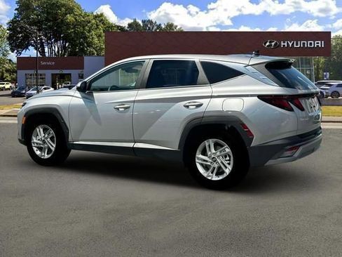 New 2026 Hyundai Tucson SE image 4