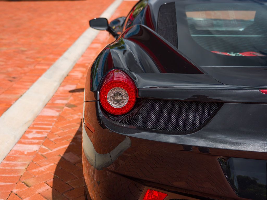 Certified 2011 Ferrari 458 Italia Coupe RWD image 32
