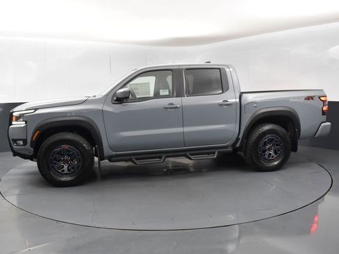 New 2026 Nissan Frontier PRO-4X w/ Pro-4x Convenience Package image 4