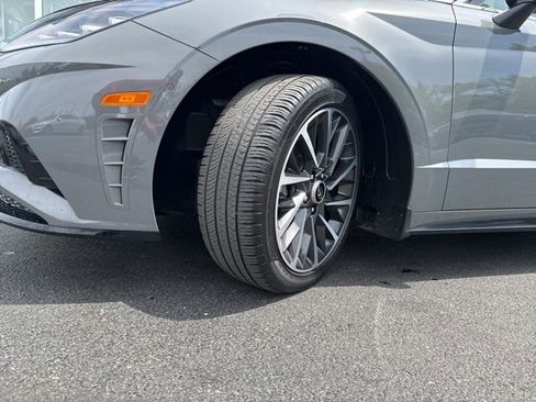 Used 2022 Hyundai Sonata Limited image 16