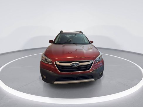 Used 2022 Subaru Outback Limited AWD/4WD image 3