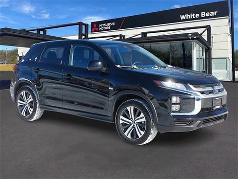 Used 2025 Mitsubishi Outlander Sport ES image 1