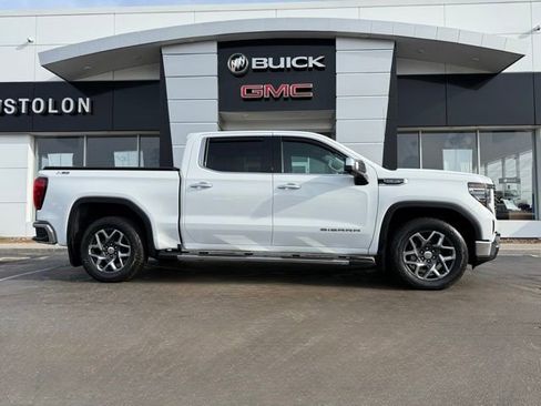 Used 2023 GMC Sierra 1500 SLT w/ SLT Premium Package image 1