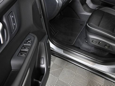 New 2026 Buick Enclave Sport Touring image 8