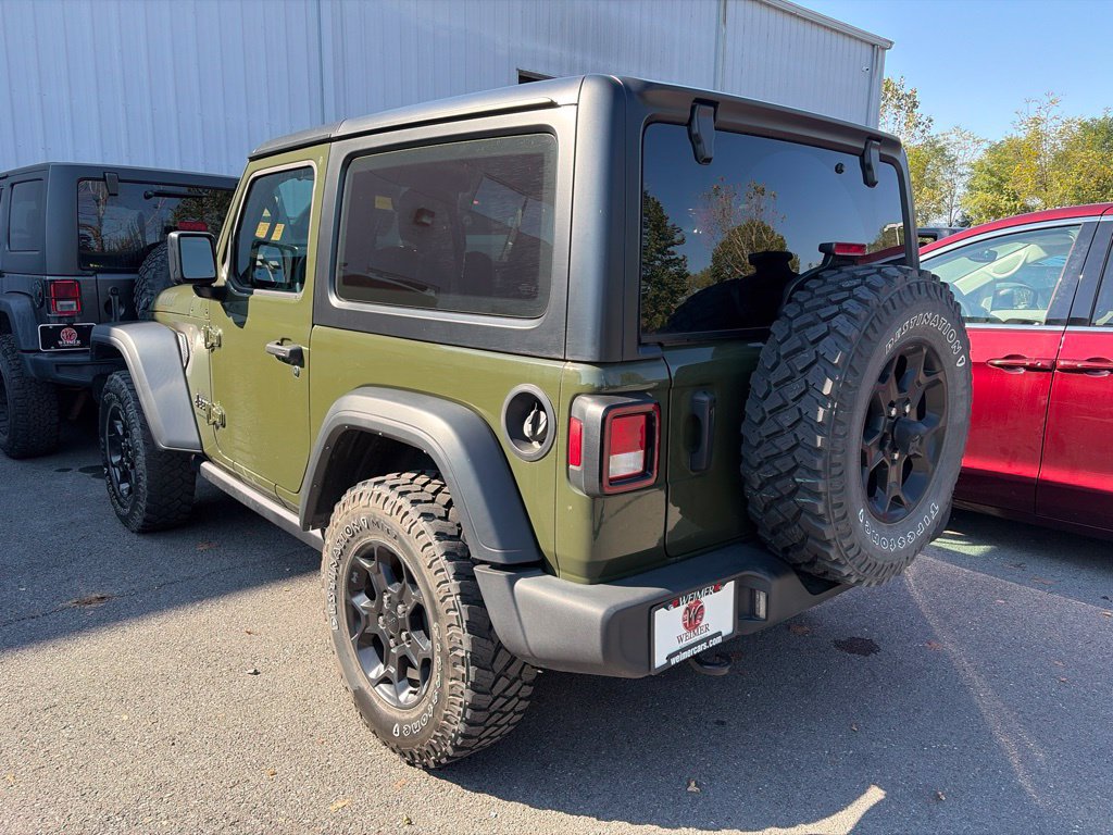 Used 2023 Jeep Wrangler Sport AWD/4WD image 3
