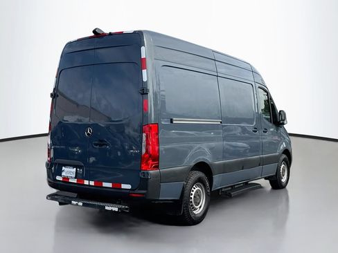 Used 2019 Mercedes-Benz Sprinter 144 image 5