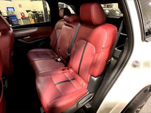 Used 2025 MAZDA CX-70 Plug-In Hybrid w/ Premium Plus image 22