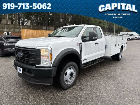 New 2026 Ford F550 4x4 Supercab Super Duty image 5
