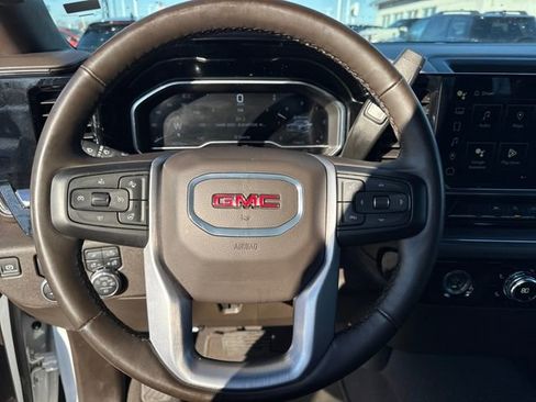 Used 2024 GMC Sierra 1500 SLT image 16