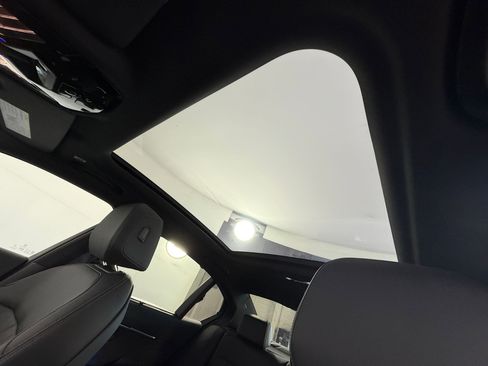 Used 2024 BMW i5 M60 w/ Executive Package image 15