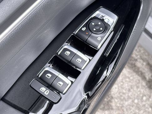 Used 2025 Kia K5 GT-Line w/ GT-Line Premium Package FWD image 25