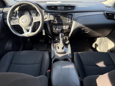 Used 2020 Nissan Rogue Sport S w/ Appearance Package image 11