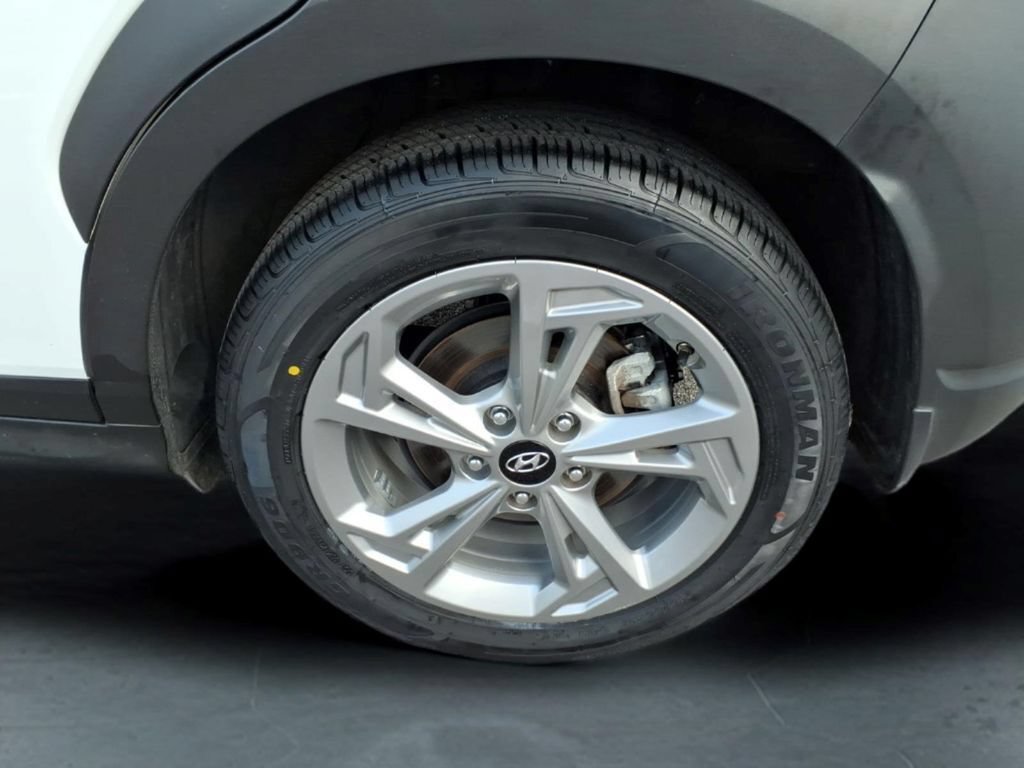 Used 2023 Hyundai Kona SEL w/ Convenience Package AWD/4WD image 12