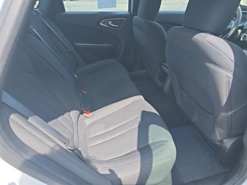 Used 2016 Chrysler 200 LX FWD image 13
