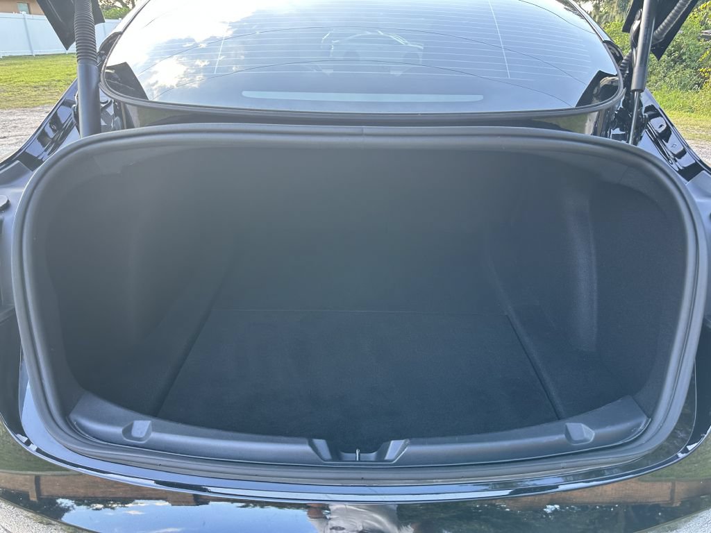 Used 2023 Tesla Model 3 Standard Range RWD image 16