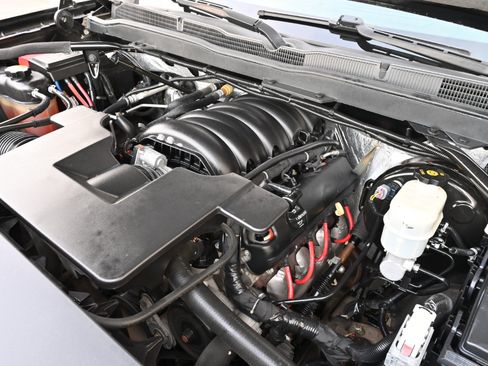 Used 2015 Chevrolet Silverado 1500 LTZ AWD/4WD image 27