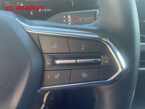 Used 2025 Chevrolet Equinox LT image 8