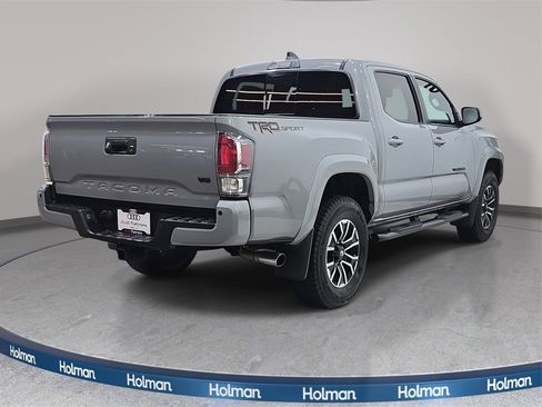 Used 2021 Toyota Tacoma TRD Sport image 6