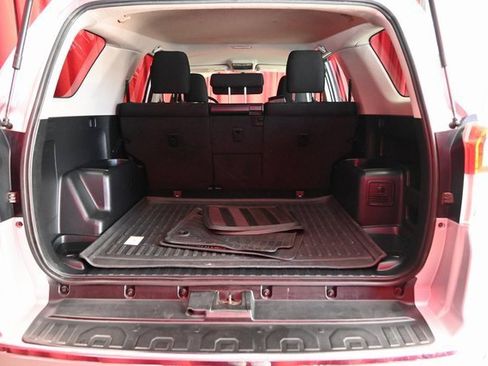Used 2012 Toyota 4Runner SR5 image 8