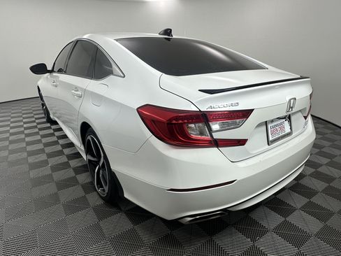 Used 2022 Honda Accord Sport image 3