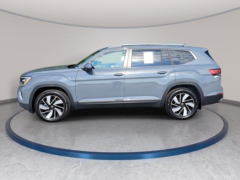 Used 2026 Volkswagen Atlas SEL AWD/4WD image 8