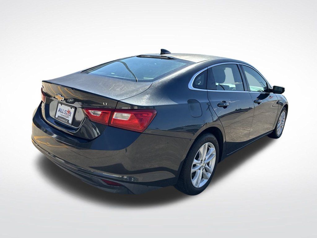 Used 2018 Chevrolet Malibu LT FWD image 7