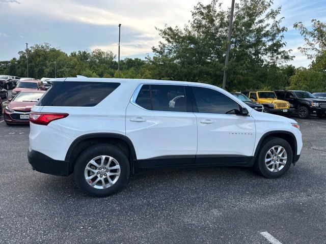 Used 2020 Chevrolet Traverse LS w/ LPO, Floor Liner Package FWD image 4