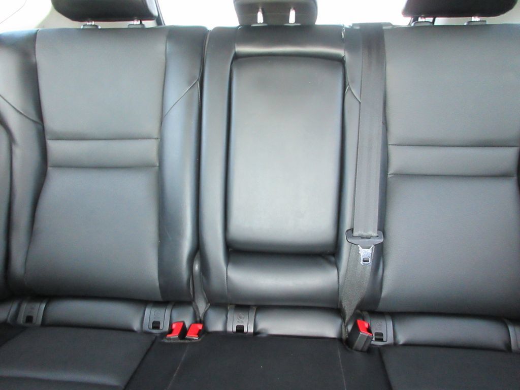 Used 2023 Nissan Rogue SV w/ SV Premium Package AWD/4WD image 20