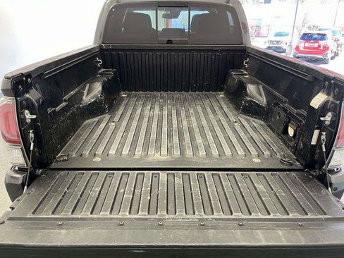 Certified 2021 Toyota Tacoma TRD Off-Road w/ Technology Package image 4