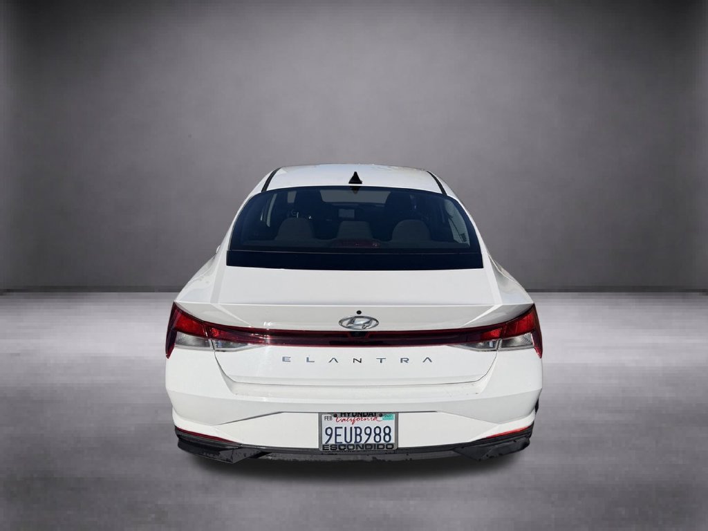 Used 2023 Hyundai Elantra SEL w/ Convenience Package FWD image 11