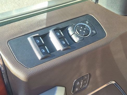 Used 2019 Ford F150 King Ranch w/ Equipment Group 601A Luxury AWD/4WD image 13