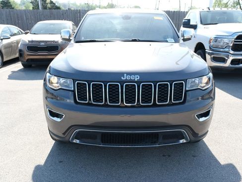 Used 2021 Jeep Grand Cherokee Limited w/ Luxury Group II image 2