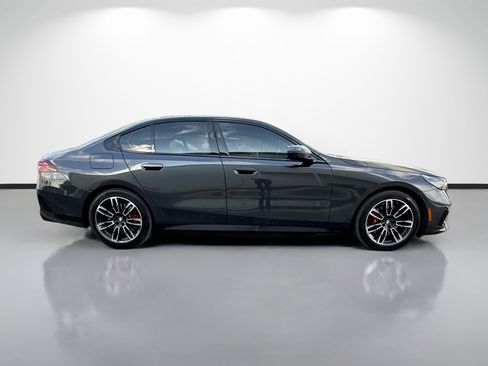 Used 2024 BMW 530i w/ M Sport Package RWD image 2