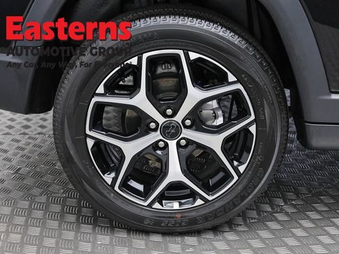 Used 2025 Jeep Compass Limited AWD/4WD image 30