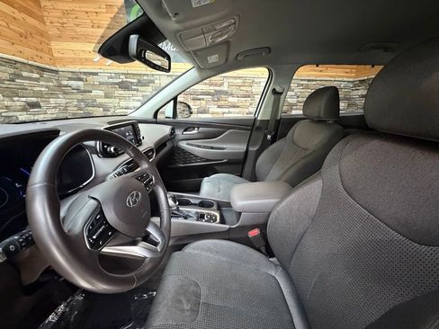 Used 2019 Hyundai Santa Fe SEL image 9