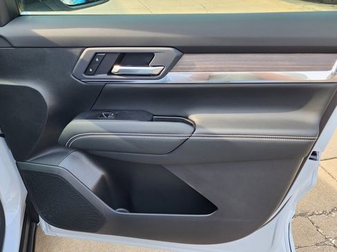 New 2026 GMC Terrain Denali image 38