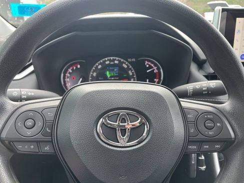 Used 2025 Toyota RAV4 LE image 13