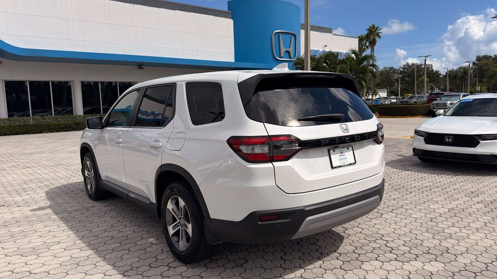 Used 2024 Honda Pilot EX-L image 11