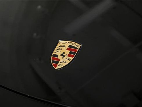 Used 2018 Porsche 911 Turbo image 4