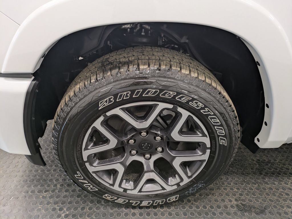 Used 2026 RAM 1500 Laramie w/ Sport Appearance Package AWD/4WD image 7