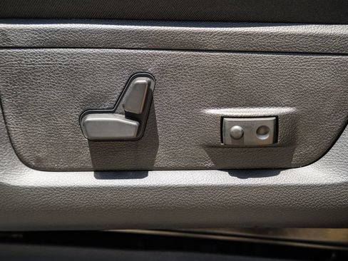 New 2026 RAM 3500 Laramie AWD/4WD image 45