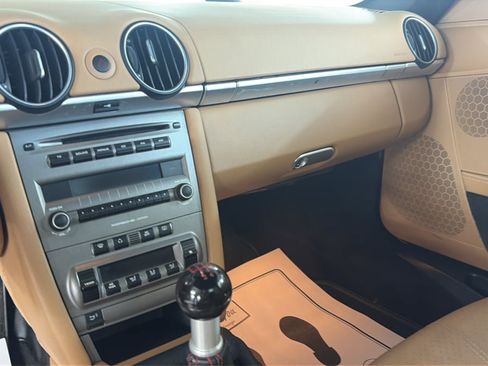 Used 2008 Porsche Boxster S RWD image 16