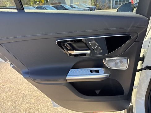 Certified 2026 Mercedes-Benz GLC 300 4MATIC image 18